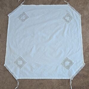 Vtg Handmade White Card Table Tablecloth with Crocheted Accents